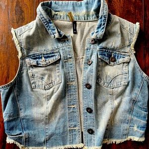 New Highway Jeans light blue girls Vest size XL